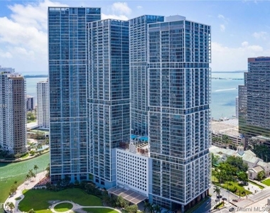 485 Brickell Ave - Photo Thumbnail 22