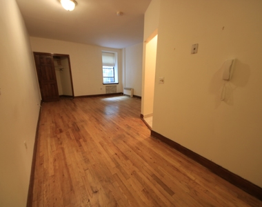 162 West 80th Street - Photo Thumbnail 0