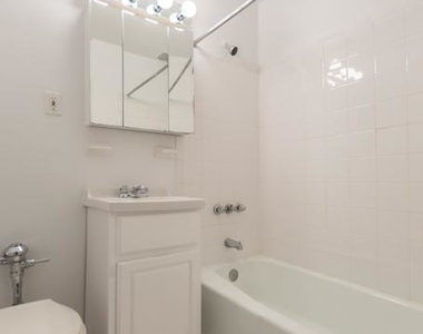 348 East 87 Street - Photo Thumbnail 4