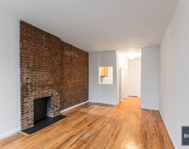 348 East 87 Street - Photo Thumbnail 1