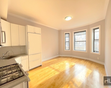 252 West 76th Street - Photo Thumbnail 1