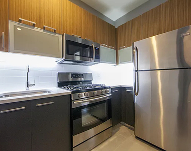 125 Boerum Street - Photo Thumbnail 1