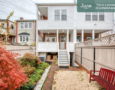 1843 Burke Street Southeast - Photo Thumbnail 12