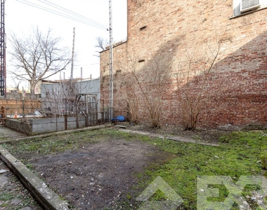 136 Kingsland Avenue - Photo Thumbnail 0