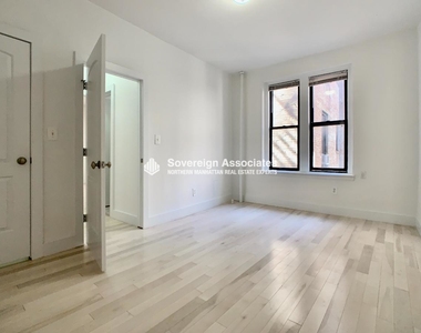 5008 Broadway - Photo Thumbnail 3