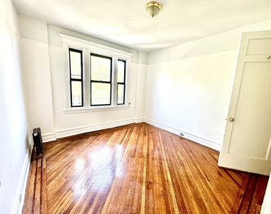 458 Eastern Parkway - Photo Thumbnail 2