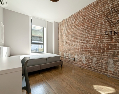 1096 Broadway - Photo Thumbnail 6