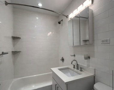 240 East 82nd Street - Photo Thumbnail 4