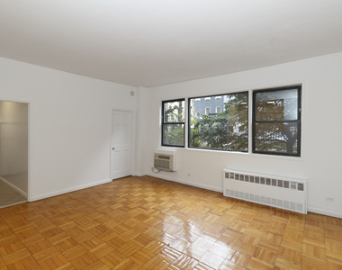 150 East 18th Street - Photo Thumbnail 0