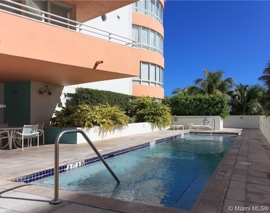 225 Collins Ave - Photo Thumbnail 61