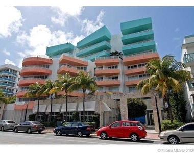 225 Collins Ave - Photo Thumbnail 83