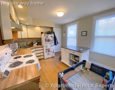 8a Leonard Ave - Photo Thumbnail 4