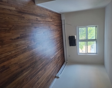 22-29 38th Street - Photo Thumbnail 2