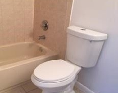 6195 Nw 186th St Apt 109 - Photo Thumbnail 3