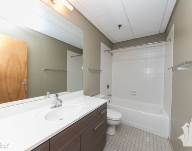 925 W Huron St 509 - Photo Thumbnail 5