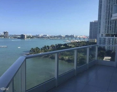 2020 N Bayshore Dr 1201 - Photo Thumbnail 1