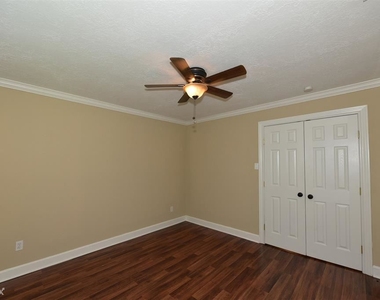 11414 Meadow Lake Drive - Photo Thumbnail 27