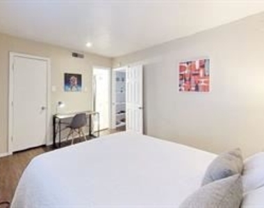 4040 Brown Street Unit# 94 - Photo Thumbnail 1