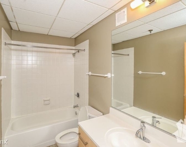 925 W Huron St 624 - Photo Thumbnail 6