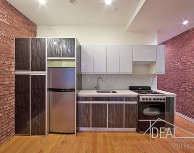 662 Park Place - Photo Thumbnail 0