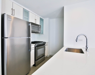 3 West 36th Street #11B - Photo Thumbnail 2