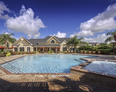 11666 Gulf Pointe Dr - Photo Thumbnail 4