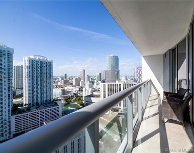 485 Brickell Ave - Photo Thumbnail 27