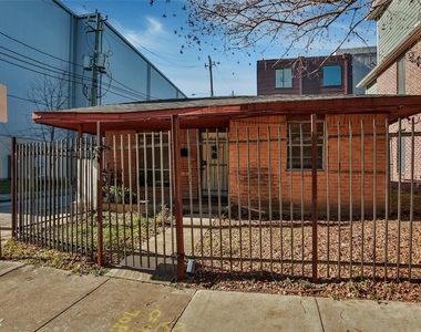 1516 Gillette Street - Photo Thumbnail 1