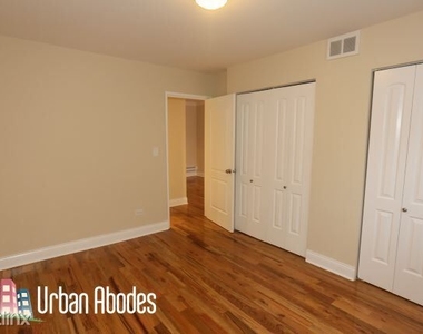 555 W Arlington Pl 828 - Photo Thumbnail 11