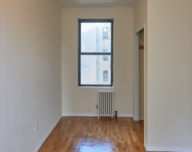 24-35 Steinway Street - Photo Thumbnail 8