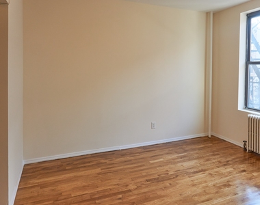24-35 Steinway Street - Photo Thumbnail 6