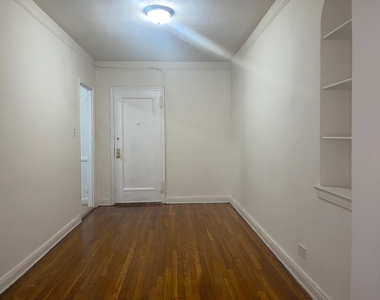 96-09 66th Avenue - Photo Thumbnail 6