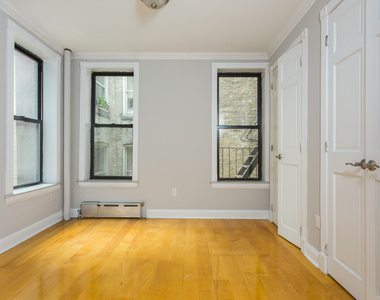 Bedford Street at Christopher - Photo Thumbnail 1