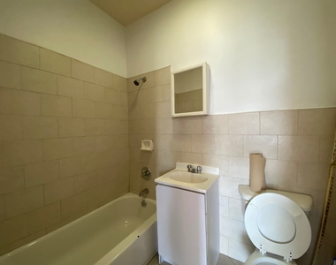 1119 Bergen Street - Photo Thumbnail 3