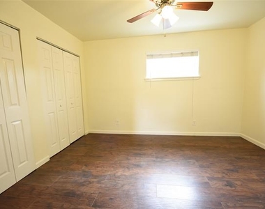 5124 Live Oak Street - Photo Thumbnail 13