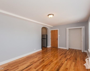 550 W Arlington Pl 412 - Photo Thumbnail 2