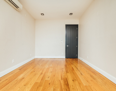 691 Chauncey St #4C Brooklyn - Photo Thumbnail 3