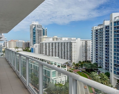 5959 Collins Ave - Photo Thumbnail 6