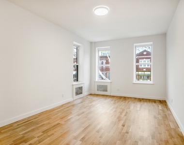 Amazing apartment in Crown Heights, (Albany Ave / Troy Ave) - Photo Thumbnail 6