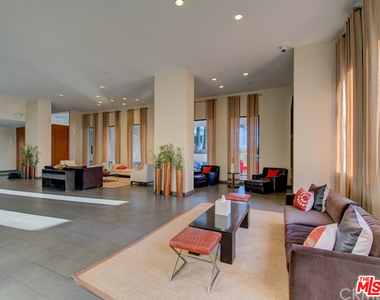 10501 Wilshire - Photo Thumbnail 2