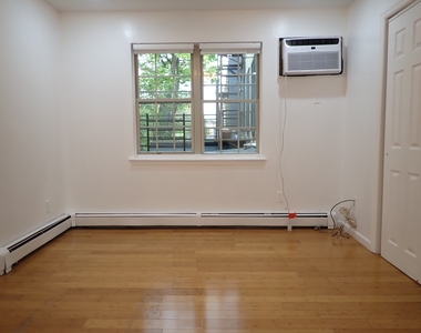 334 Saratoga Avenue - Photo Thumbnail 4