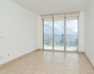 3470 E Coast Ave Apt H2509 - Photo Thumbnail 9