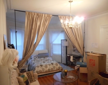 875 Beacon St - Photo Thumbnail 6