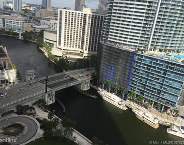 475 Brickell Ave Fl 33131 - Photo Thumbnail 20