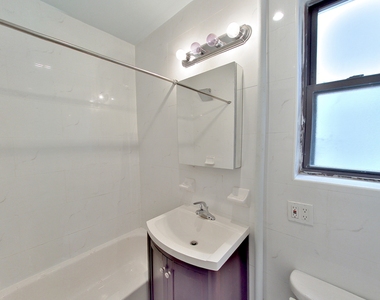 328 East 78th Street - Photo Thumbnail 4