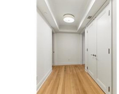 200 East 79th St - Photo Thumbnail 3