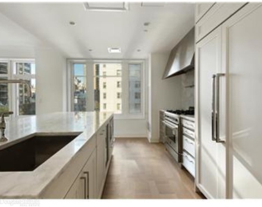 200 East 79th St - Photo Thumbnail 1