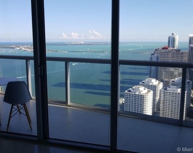 495 Brickell Ave - Photo Thumbnail 10