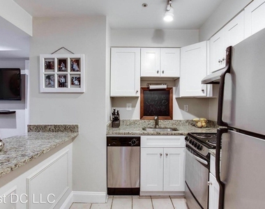 1731 Willard Street Nw Unit 204 - Photo Thumbnail 4