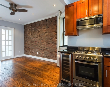 382 East 10th Street, #4C - Photo Thumbnail 1